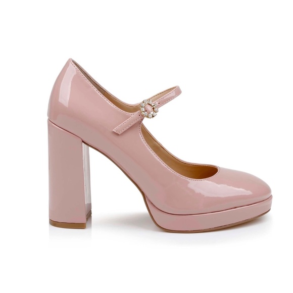 BNIB Trisha Mary Jane Platform Pumps in Patent Leather - Picture 2 of 4